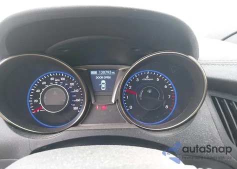 2016 Hyundai Genesis 3.8 Ultimate из США, поврежденный, VIN KMHHU6KJ1GU132635